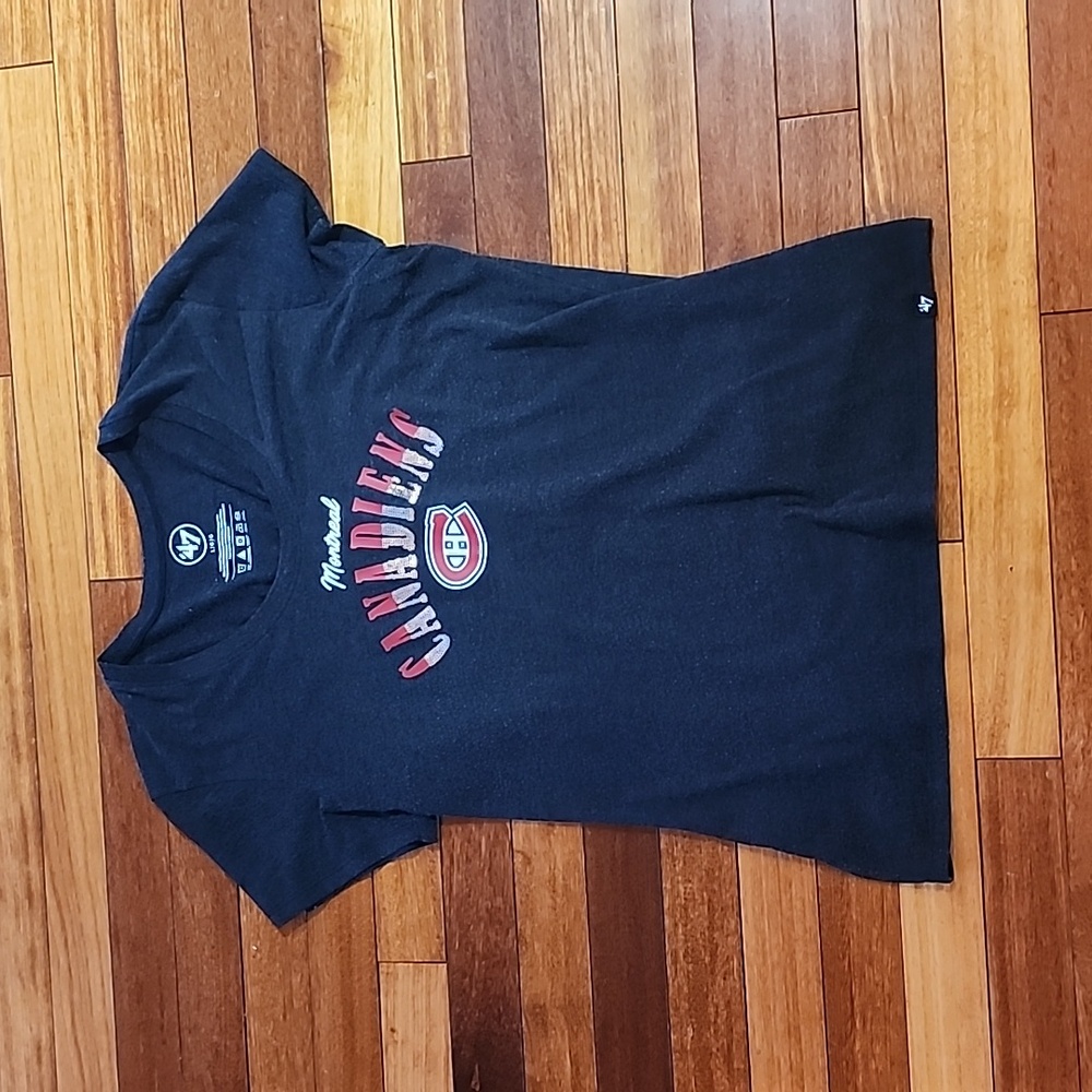 Montreal Canadians T-shirt Size L EUC